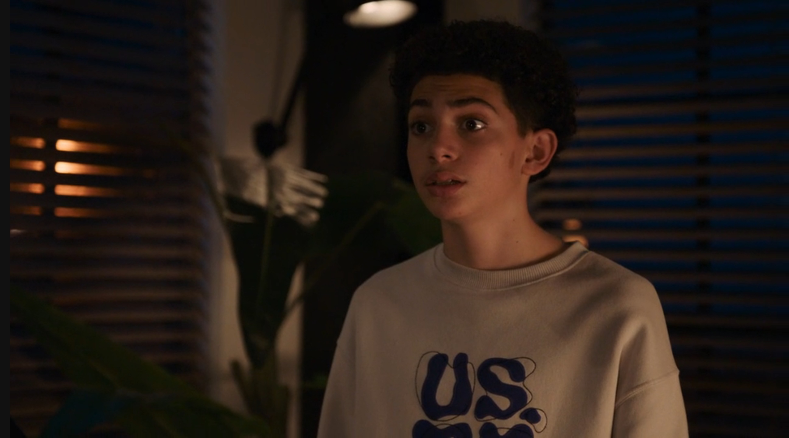 Manu speelt zijn ouders tegen elkaar uit